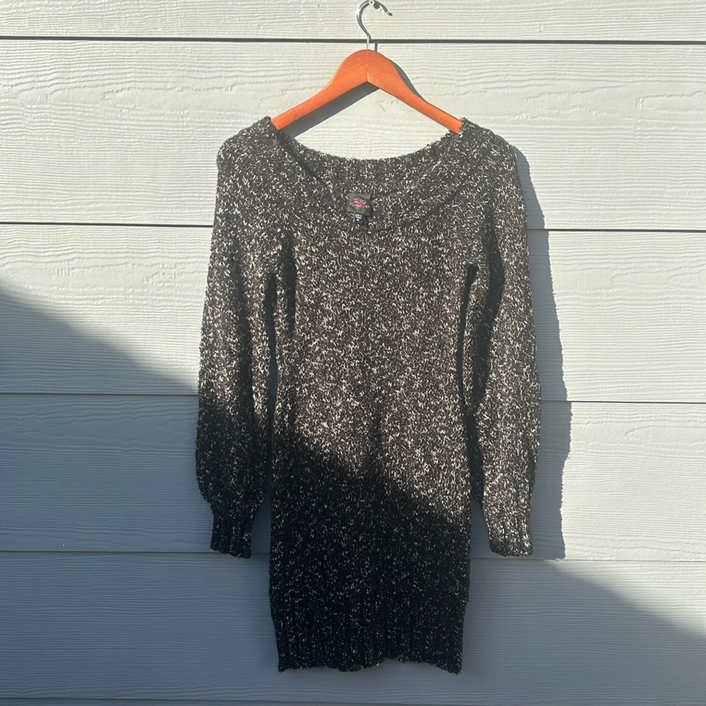 2b Bebe sweater dress, size M.